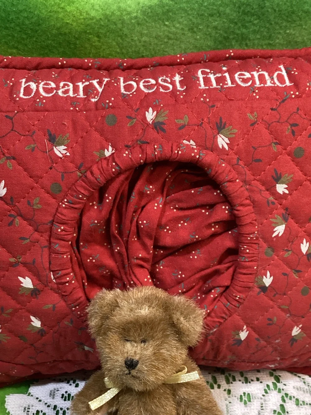 Boyds Home Bears Red Quilted 'Beary Best Friend' Pillow with Plush Teddy 2004
